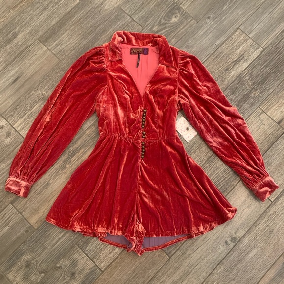 NWT Free People One Carnaby Velvet Romper - Picture 2 of 15